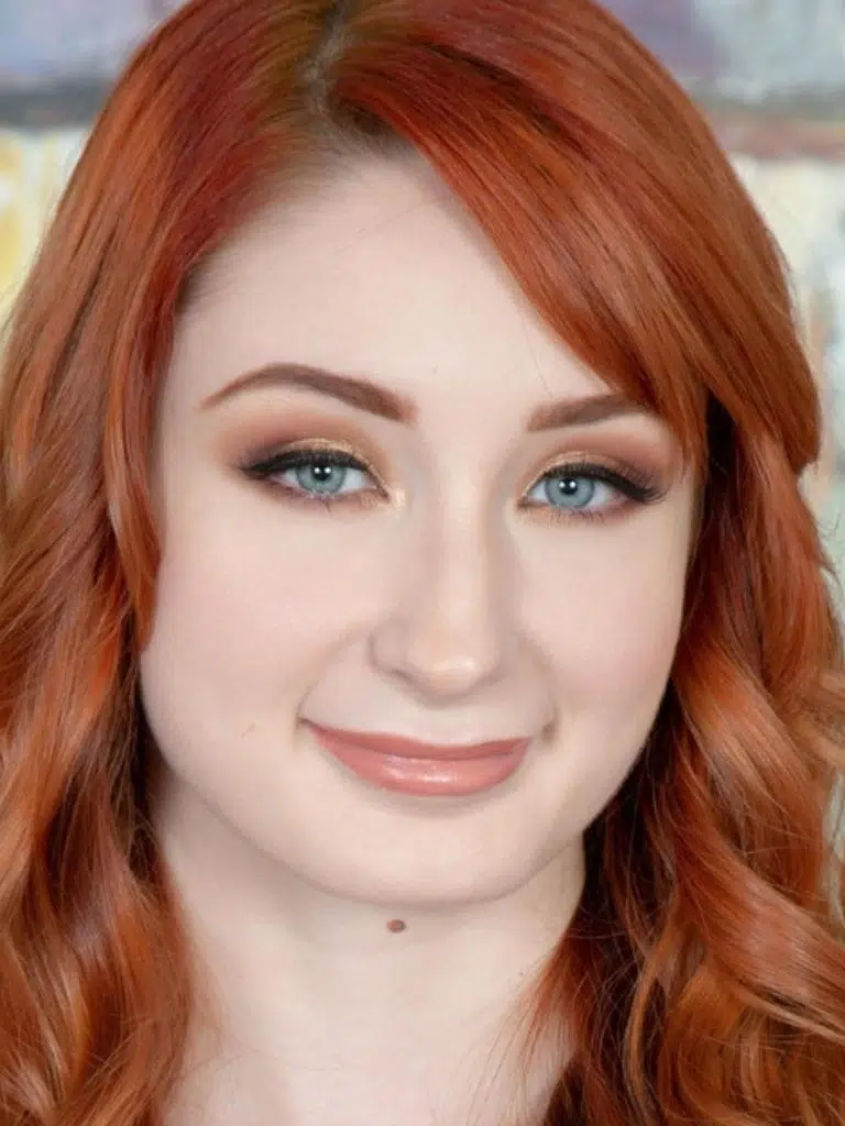 Violet Monroe Biography: Wiki, Age, Career, Height, Weight, Boyfriend, Net Worth & More